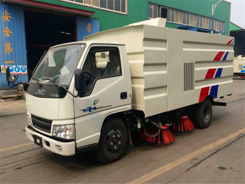 江鈴小型掃路車