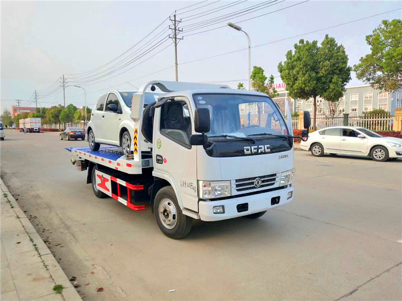 東風(fēng)藍(lán)牌清障車