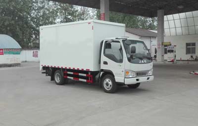 程力威牌CLW5040XWTH5型舞臺(tái)車(chē)