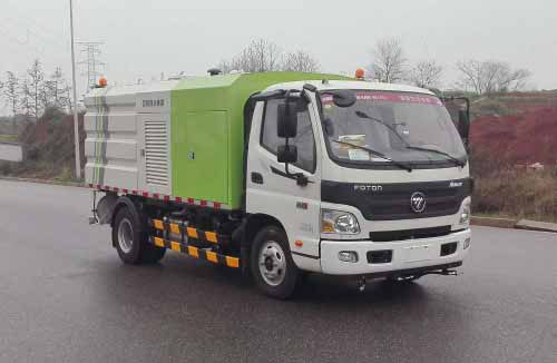 福田牌BJ5082GQXE5-H3型護欄清洗車