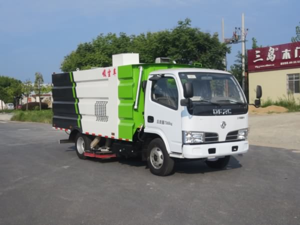 新東日牌YZR5070TXCE型吸塵車